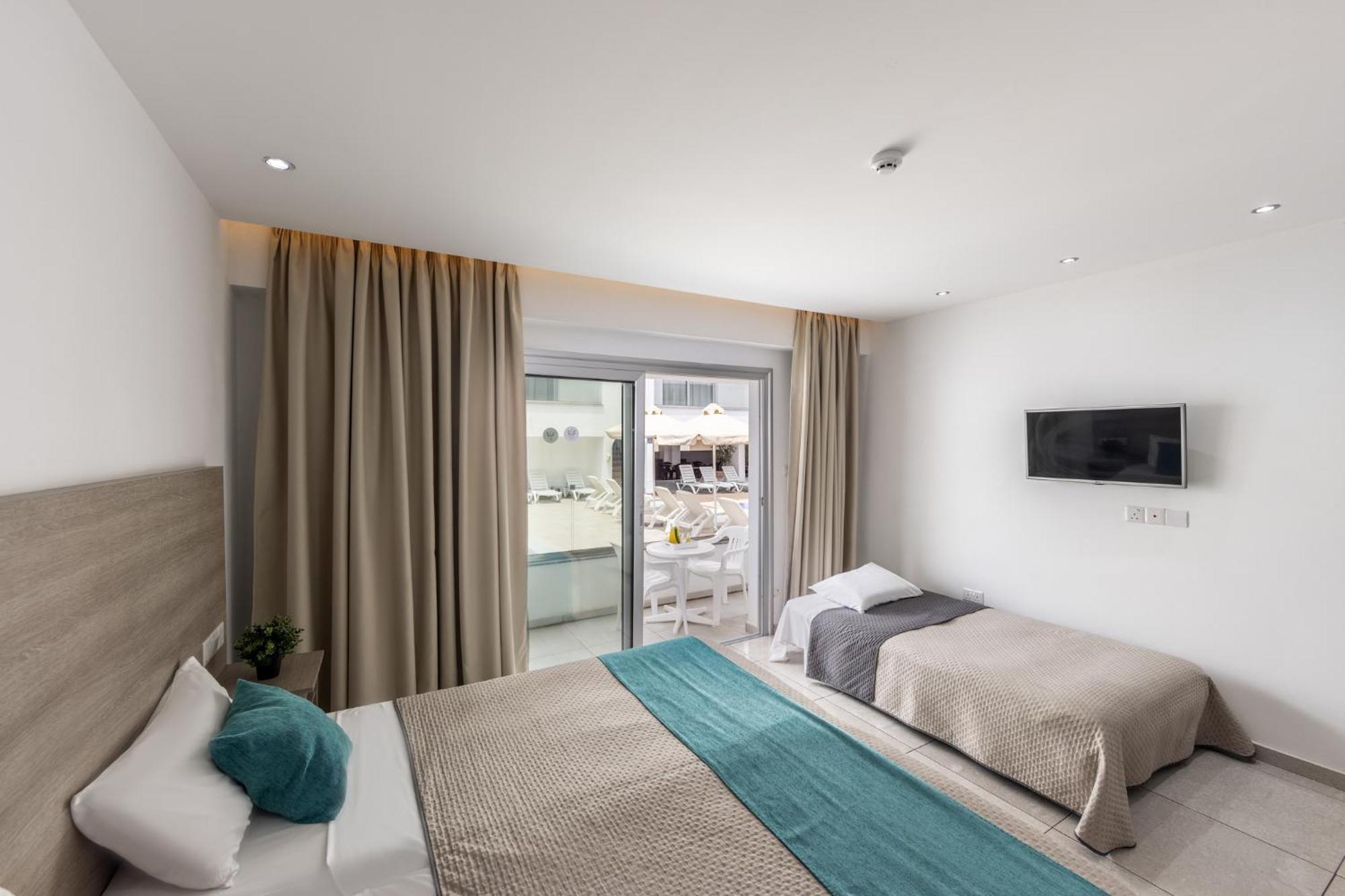 Milea Hotel Agia Napa Zimmer foto